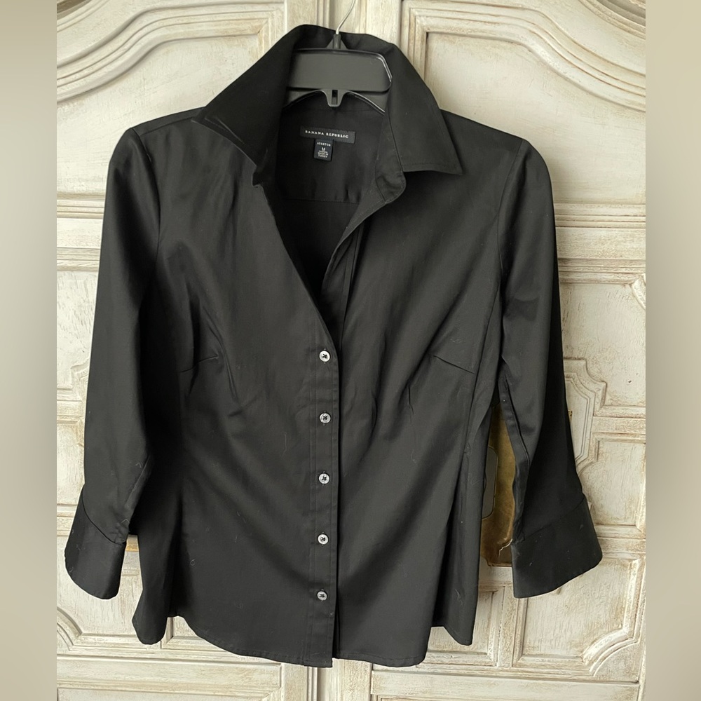 Banana Republic Button Down Top Size M